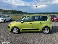 second-hand Citroën C3 Picasso 1.4 VTI Color Collection 2011 · 187 000 km · 1 397 cm3 · Benzina