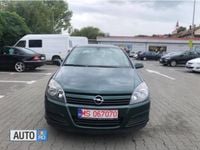 Second-hand Opel Astra 105 CP (77 kW) 2004 Verde Hatchback