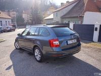 second-hand Skoda Octavia Combi Diesel 1.6 TDI DSG Ambition Camera