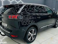 Second-hand Peugeot 5008 Allure 130 CP (95 kW) 2022 Culoarenegru SUV