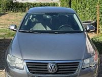 Second-hand VW Passat Highline 150 CP (110 kW) 2007 Culoaregri Berlinǎ