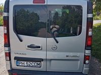 Second-hand Opel Vivaro 145 CP (106 kW) 2017 Gri Monovolum