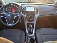 Second-hand Opel Astra 110 CP (80 kW) 2013 Alb Break