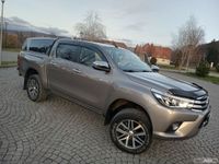 second-hand Toyota HiLux 2.4 D4D Invincible cutie de viteze manuala!!!