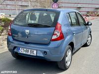 second-hand Dacia Sandero 1.6 MPI Preference