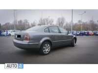 Second-hand VW Passat 131 CP (96 kW) 2005 Gri Berlinǎ