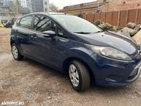 Second-hand Ford Fiesta Trend 68 CP (50 kW) 2010 Culoarealbastru Hatchback