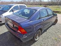 Second-hand Ford Focus 74 CP (54 kW) 2002 Albastru Berlinǎ