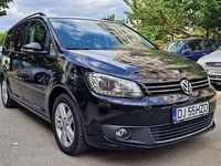 Second-hand VW Touran Match 140 CP (102 kW) 2013 Culoarenegru Monovolum