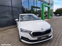 Second-hand Skoda Octavia Style 149 CP (109 kW) 2021 Culoarealb Hatchback