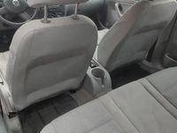 Second-hand VW Golf V 80 CP (58 kW) 2005 Albastru Hatchback