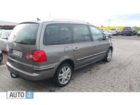 Second-hand VW Sharan 140 CP (102 kW) 2008 Gri Monovolum