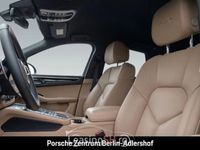 second-hand Porsche Macan 2020 2.9 Benzină 381 CP 45.600 km - 76.546 EUR - leasing auto