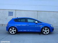 Second-hand Seat Leon Ecomotive 105 CP (77 kW) 2011 Culoarealbastru Hatchback