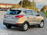 Second-hand Hyundai ix35 Style 136 CP (100 kW) 2011 Culoarebej SUV