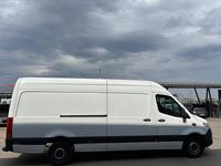 Second-hand Mercedes Sprinter 170 CP (125 kW) 2023 Van