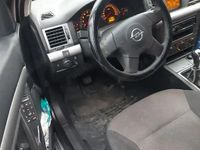 Second-hand Opel Vectra 200 CP (147 kW) 2004 Hatchback