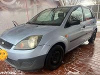 Second-hand Ford Fiesta Ambiente 75 CP (55 kW) 2007 Culoarealbastru Hatchback