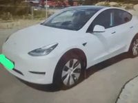 Second-hand Tesla Model Y Standard Range 219 kW (299 CP) 2024 Alb SUV