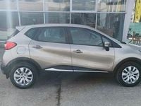 Second-hand Renault Captur Dynamique 90 CP (66 kW) 2014 Culoaregalbeuriu SUV