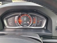 Second-hand Volvo V60 CC 150 CP (110 kW) 2018 Albastru Break