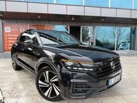 Second-hand VW Touareg R-line 286 CP (210 kW) 2022 Culoarenegru SUV