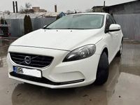 Second-hand Volvo V40 120 CP (88 kW) 2016 Hatchback
