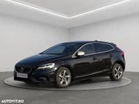 Second-hand Volvo V40 R-Design 150 CP (110 kW) 2018 Culoarenegru Hatchback