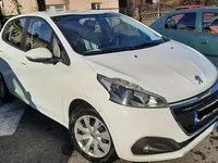 Second-hand Peugeot 208 Active 82 CP (60 kW) 2016 Alb Hatchback