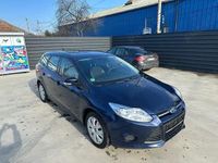 Second-hand Ford Focus 101 CP (74 kW) 2013 Albastru Break
