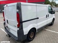 Second-hand Renault Trafic 115 CP (84 kW) 2014 Culoarealb Monovolum