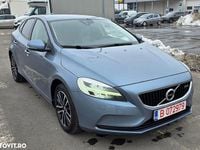 Second-hand Volvo V40 Inscription 150 CP (110 kW) 2017 Culoarealbastru Hatchback