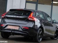 Second-hand Volvo V40 Summum 115 CP (84 kW) 2014 Culoarenegru Hatchback