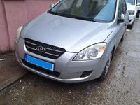 Second-hand Kia Ceed EX 109 CP (80 kW) 2007 Culoaregri Hatchback