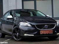 Second-hand Volvo V40 Summum 115 CP (84 kW) 2014 Culoarenegru Hatchback