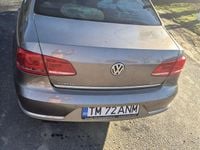 Second-hand VW Passat Highline 210 CP (154 kW) 2011 Culoaremaro Berlinǎ