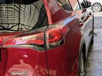 Second-hand Toyota RAV4 Hybrid 155 CP (114 kW) 2018 Culoarerosu SUV