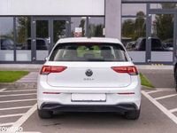 Second-hand VW Golf VIII Life 110 CP (80 kW) 2023 Culoarealb Hatchback
