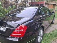 Second-hand Mercedes S350 258 CP (189 kW) 2013 Culoarenegru Berlinǎ