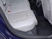 Second-hand Audi A4 224 CP (164 kW) 2014 Culoarealbastru Berlinǎ