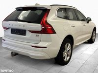 Second-hand Volvo XC60 Momentum 197 CP (144 kW) 2022 Culoarealb SUV