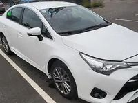 Second-hand Toyota Avensis Executive 143 CP (105 kW) 2017 Alb Berlinǎ