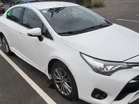 Second-hand Toyota Avensis Executive 143 CP (105 kW) 2017 Alb Berlinǎ