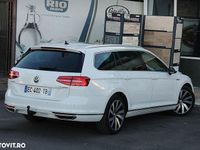 Second-hand VW Passat Highline 240 CP (176 kW) 2016 Culoarealb Break