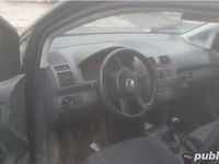 second-hand VW Touran 1