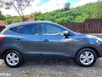 second-hand Hyundai ix35 1.7 CRDI 2WD GLS Style 2011 · 215 000 km · 1 685 cm3 · Diesel