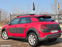 Second-hand Citroën C4 Shine 110 CP (80 kW) 2016 Culoarerosu SUV