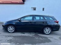 second-hand Toyota Auris Hybrid 