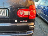 Second-hand VW Sharan 115 CP (84 kW) 2004 Culoarenegru Monovolum