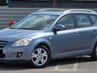 Second-hand Kia Ceed LX 115 CP (84 kW) 2008 Culoaregri Hatchback